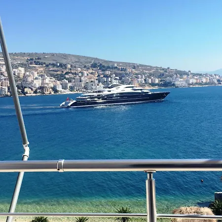 Royal Queen And King Luxury * Sarande