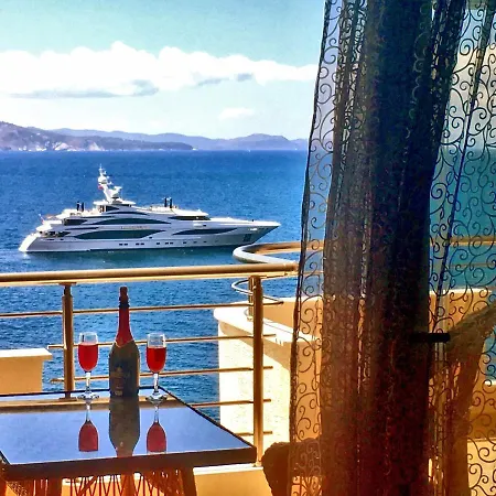 Royal Queen And King Luxury Apartment Sarande