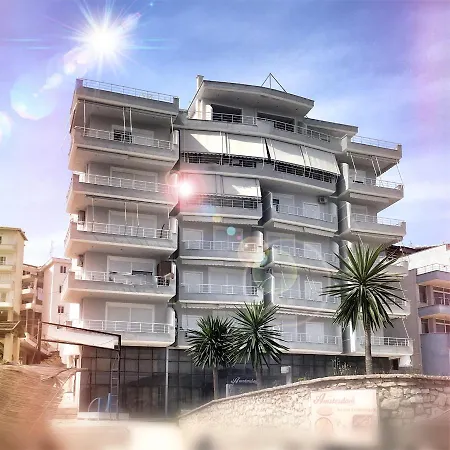 Royal Queen And King Luxury Apartment Sarande