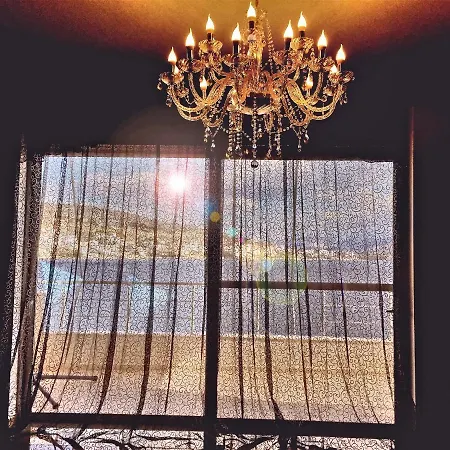 Royal Queen And King Luxury Apartment Sarande